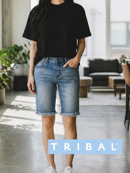 Tribal Pants - TRIBAL jeans Audrey mid rise bermuda shorts, 8 CB2657